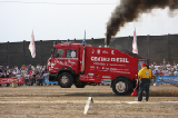 Tractor pulling 1