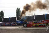 Tractor pulling 17