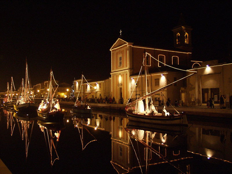 christmas boats